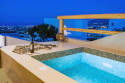 Echo Suites, Jaccuzi apartments